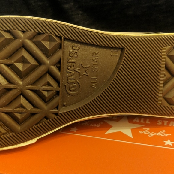 CONVERSE - Picture 4 of 8